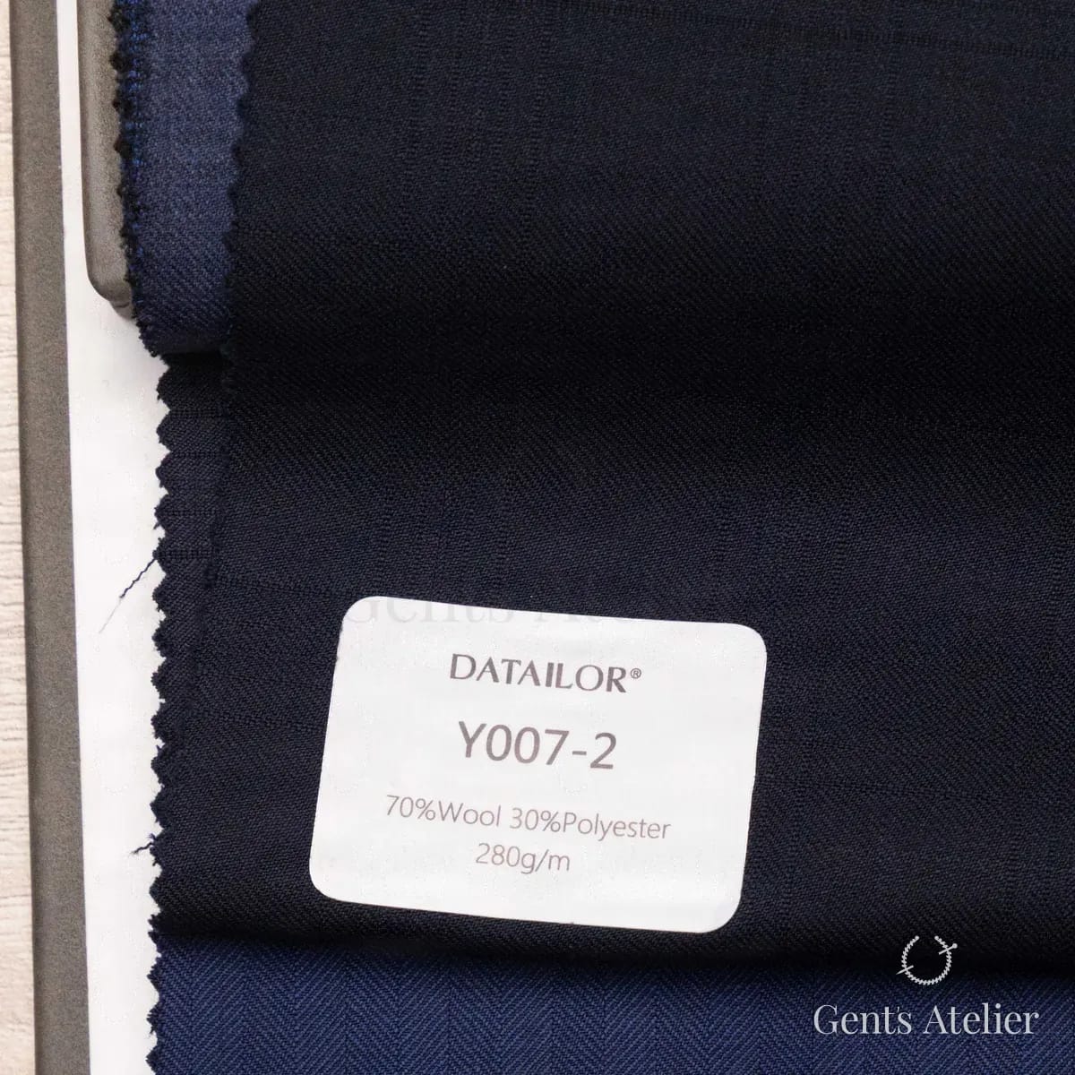 Образец ткани Tailor Y007-2 с этикеткой, тёмно-синий