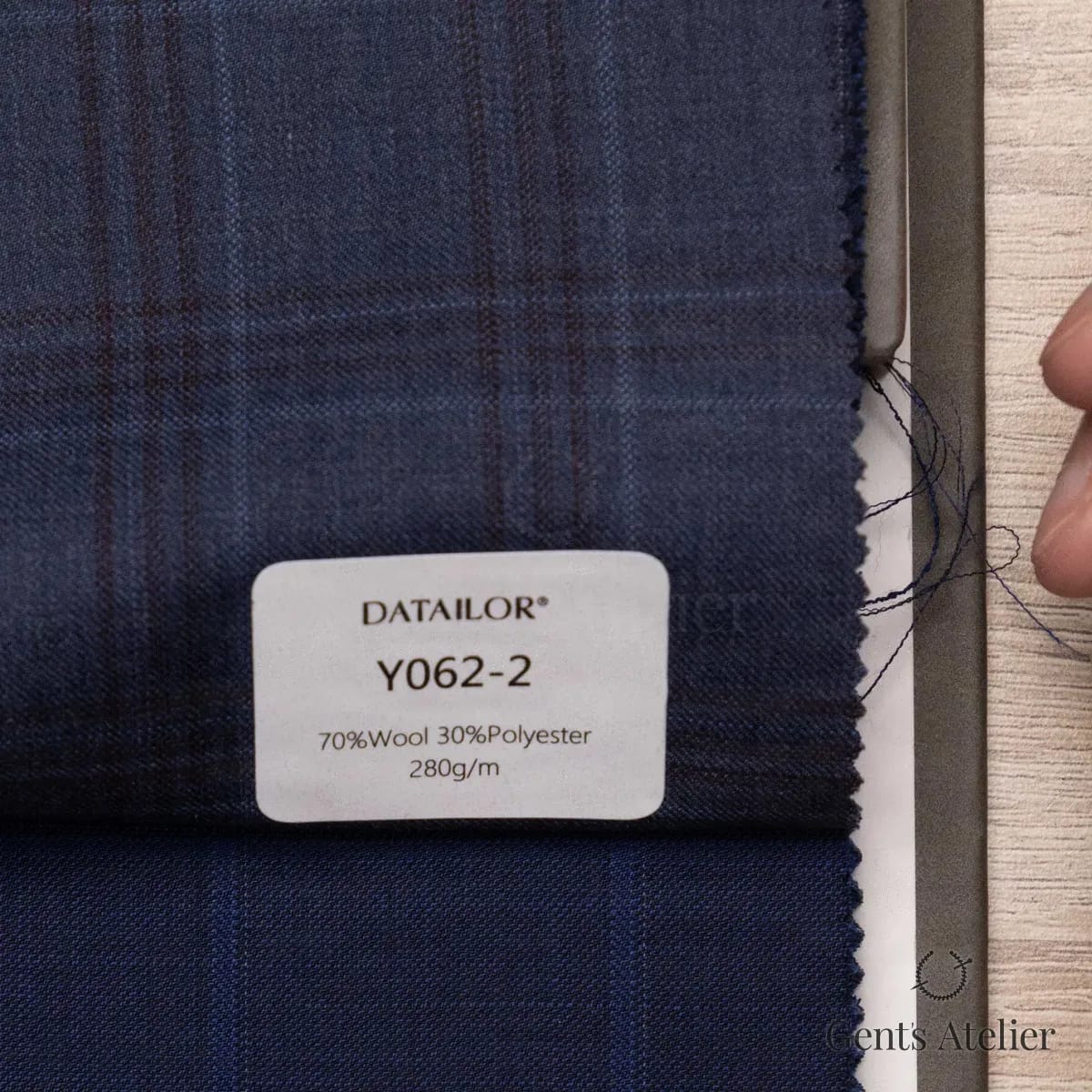 Образец ткани Tailor Y062-2 с этикеткой, тёмно-синий