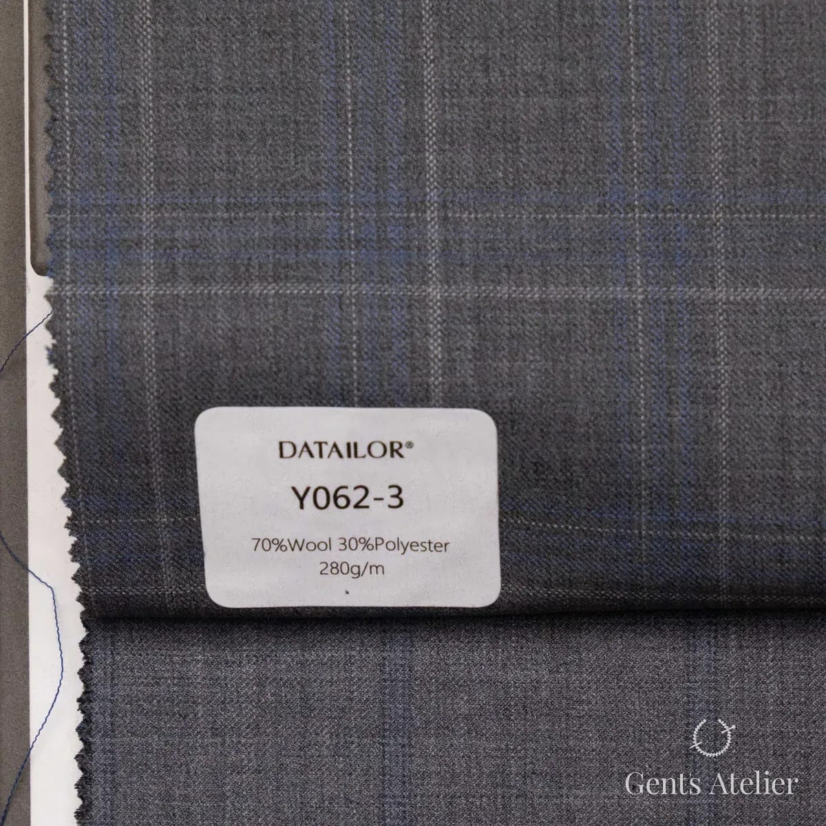 Образец ткани Tailor Y062-3 с этикеткой, серый