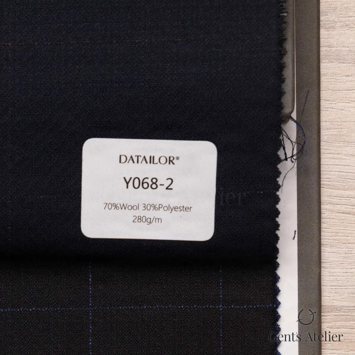 Образец ткани Tailor Y068-2 с этикеткой, тёмно-синий