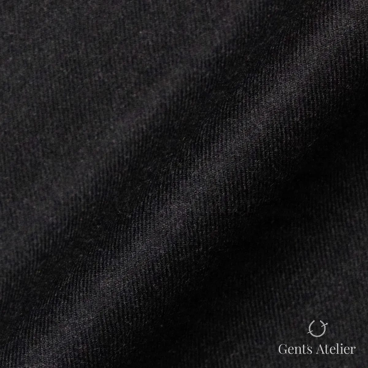 Драпировка ткани Tailor W002-1 крупным планом