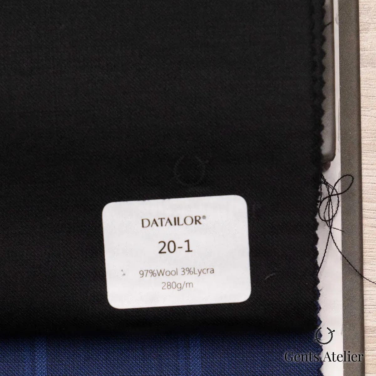 Образец ткани Tailor 20-1 с этикеткой, чёрный