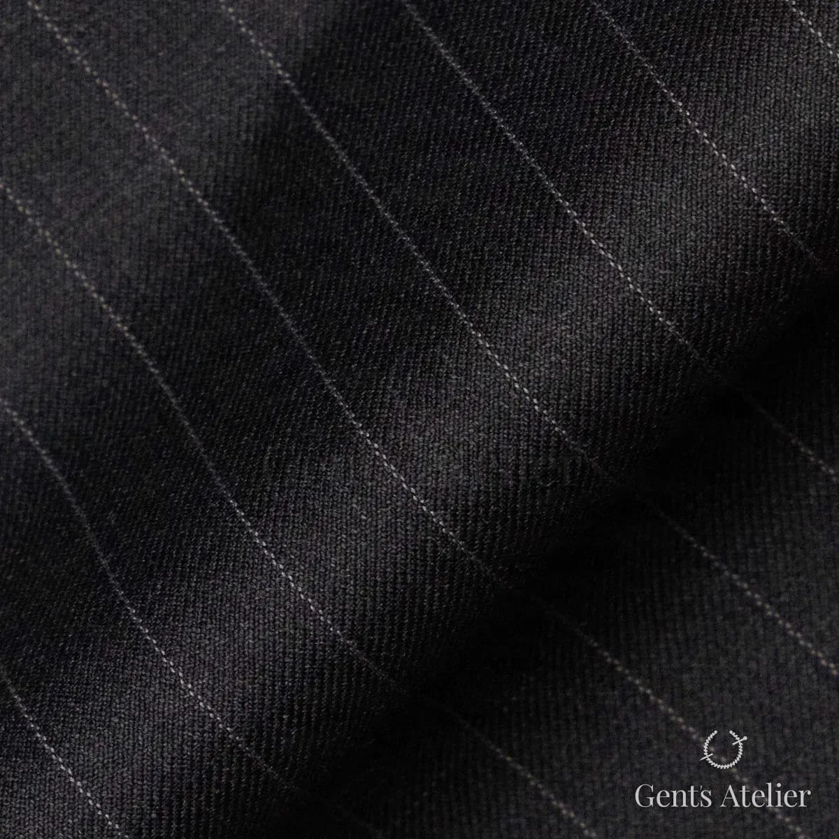 Драпировка ткани Tailor 280434 крупным планом