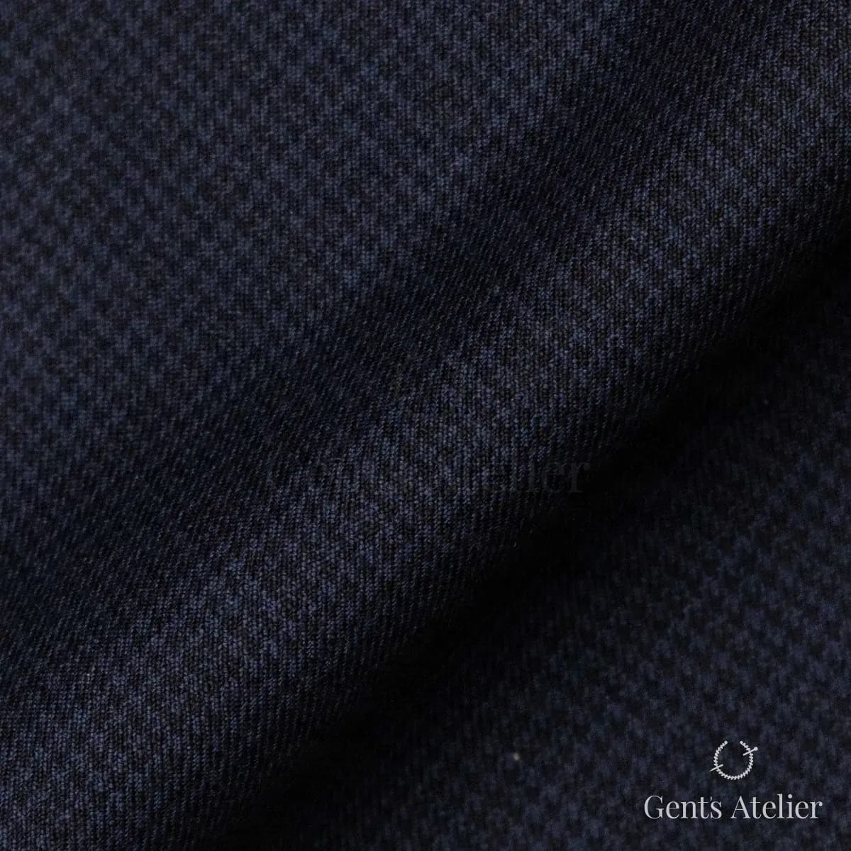 Драпировка ткани Tailor 280378 крупным планом