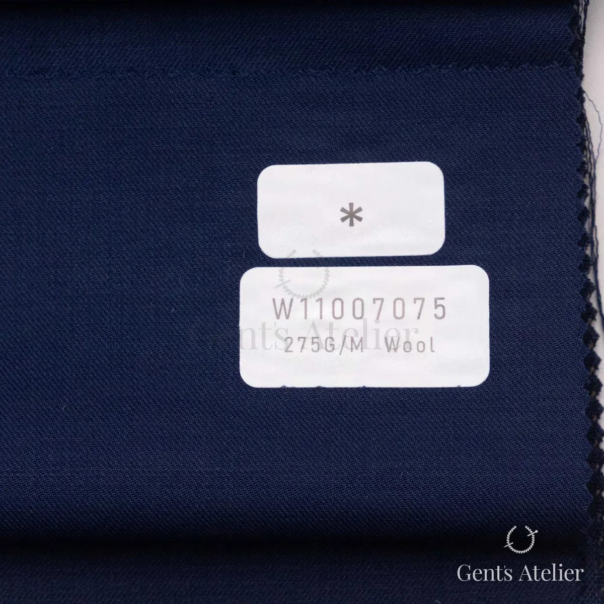 Образец ткани Tailor W11007075 с этикеткой, тёмно-синий