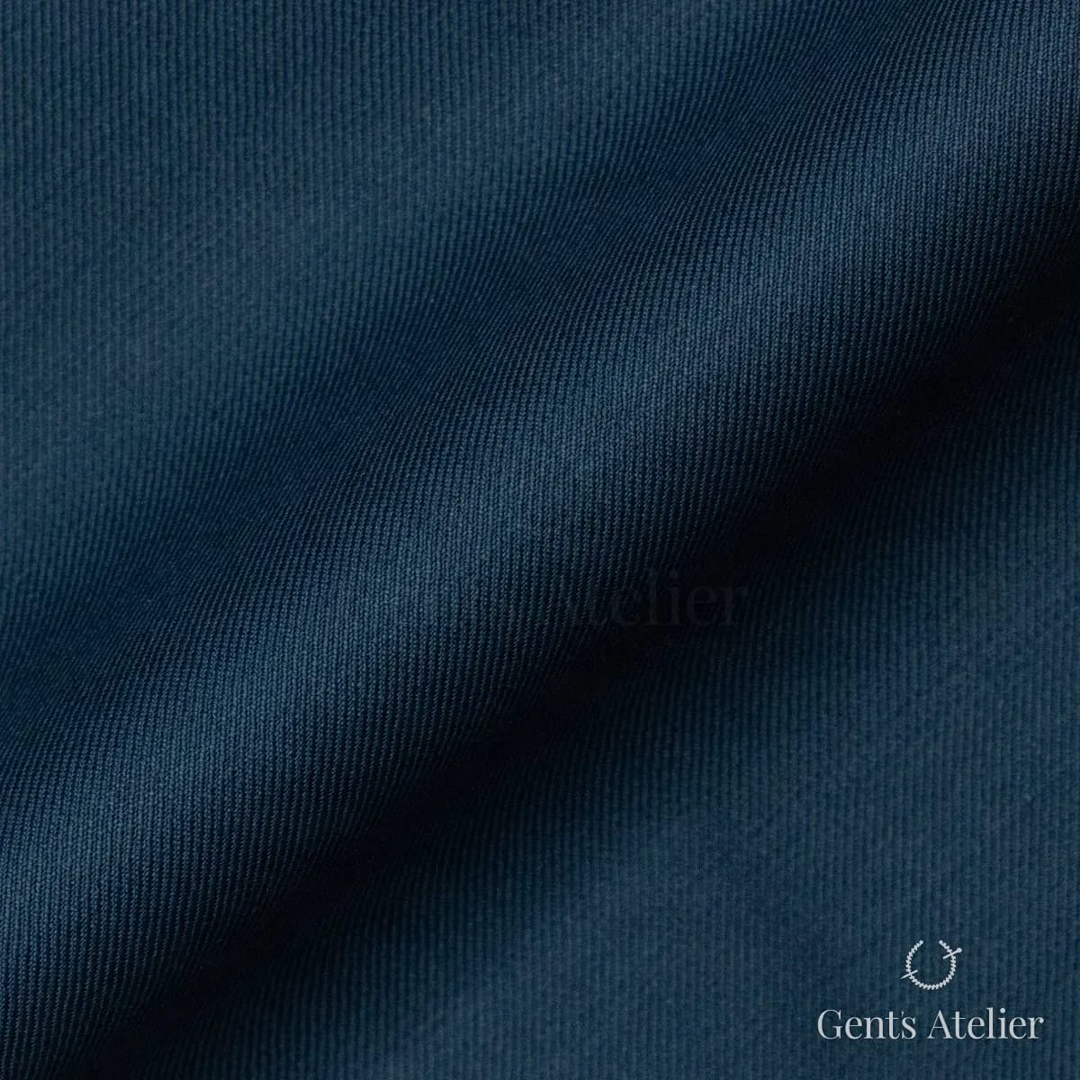 Драпировка ткани Tailor W11026075 крупным планом