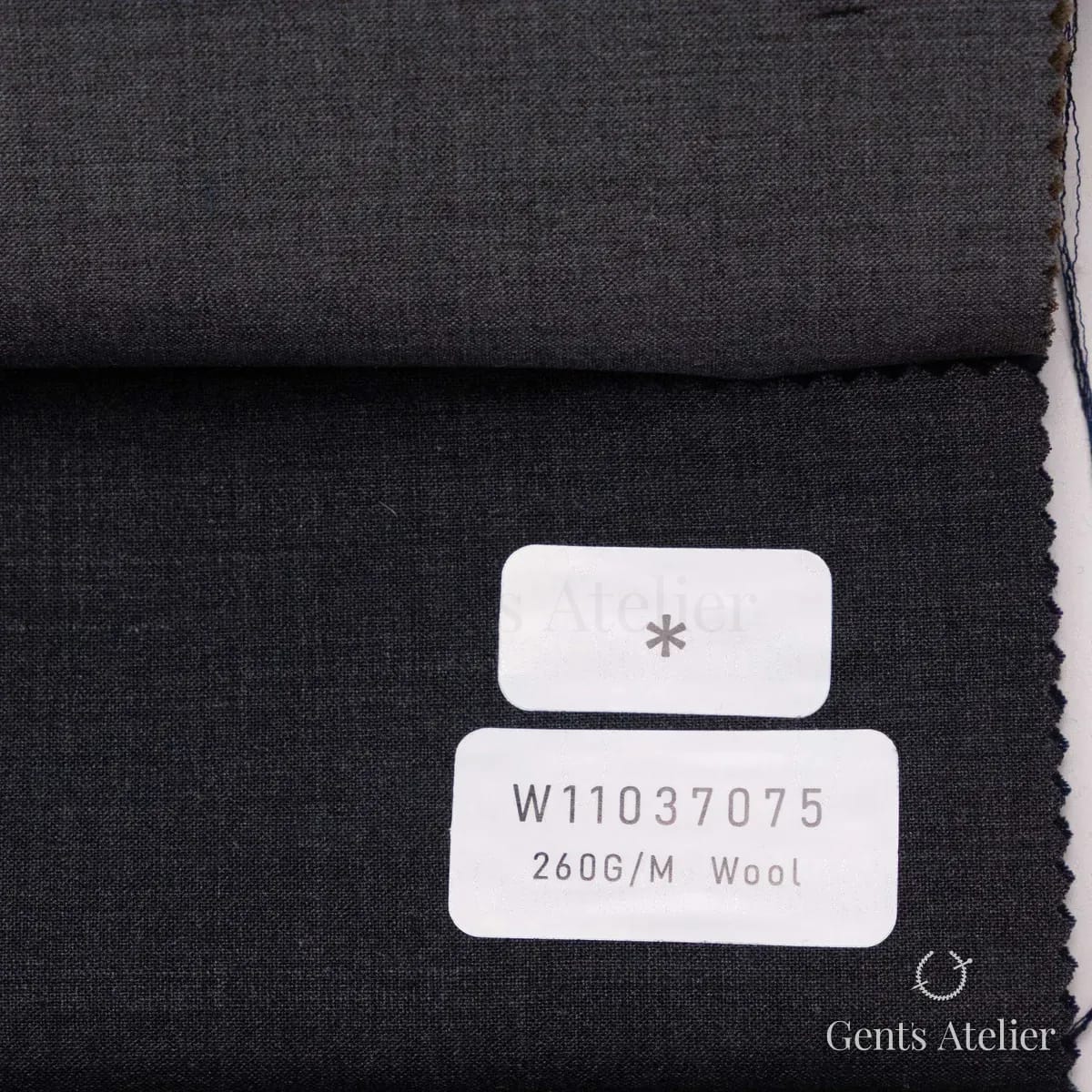 Образец ткани Tailor W11037075 с этикеткой, угольный