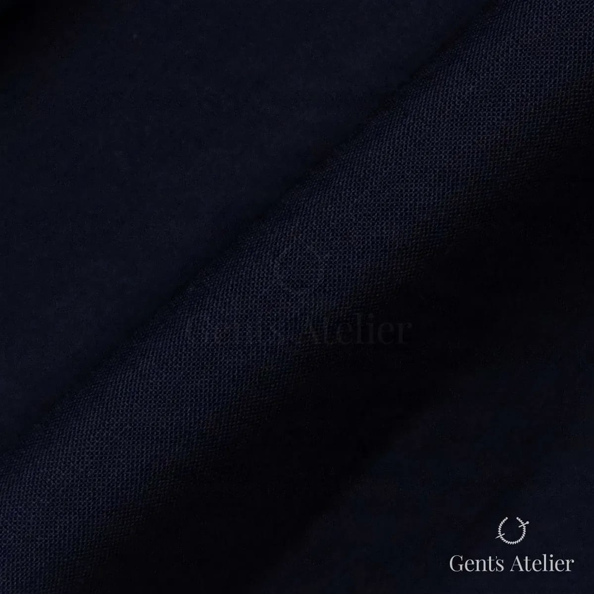Драпировка ткани Tailor W11042075 крупным планом