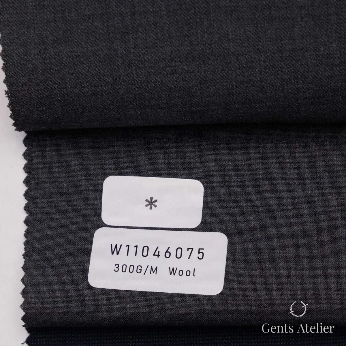 Образец ткани Tailor W11046075 с этикеткой, угольный