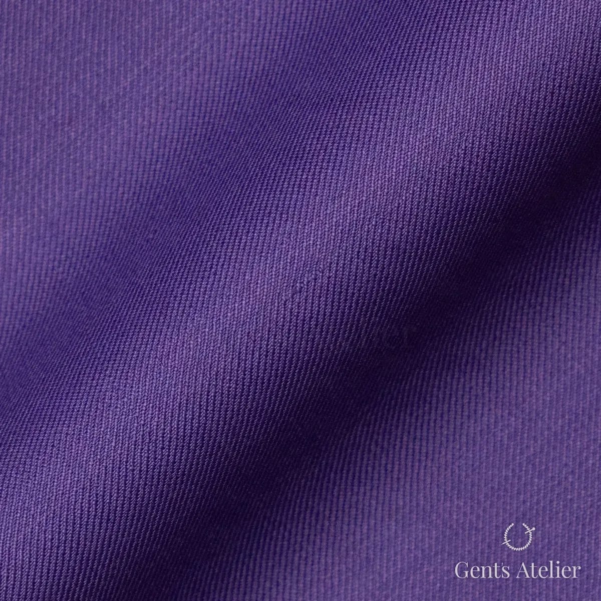 Драпировка ткани Tailor W21066075 крупным планом