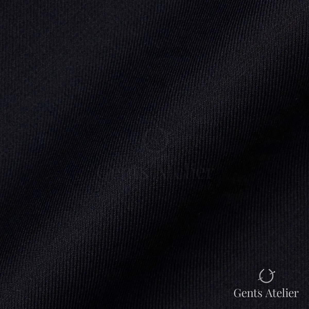 Драпировка ткани Tailor W21079075 крупным планом