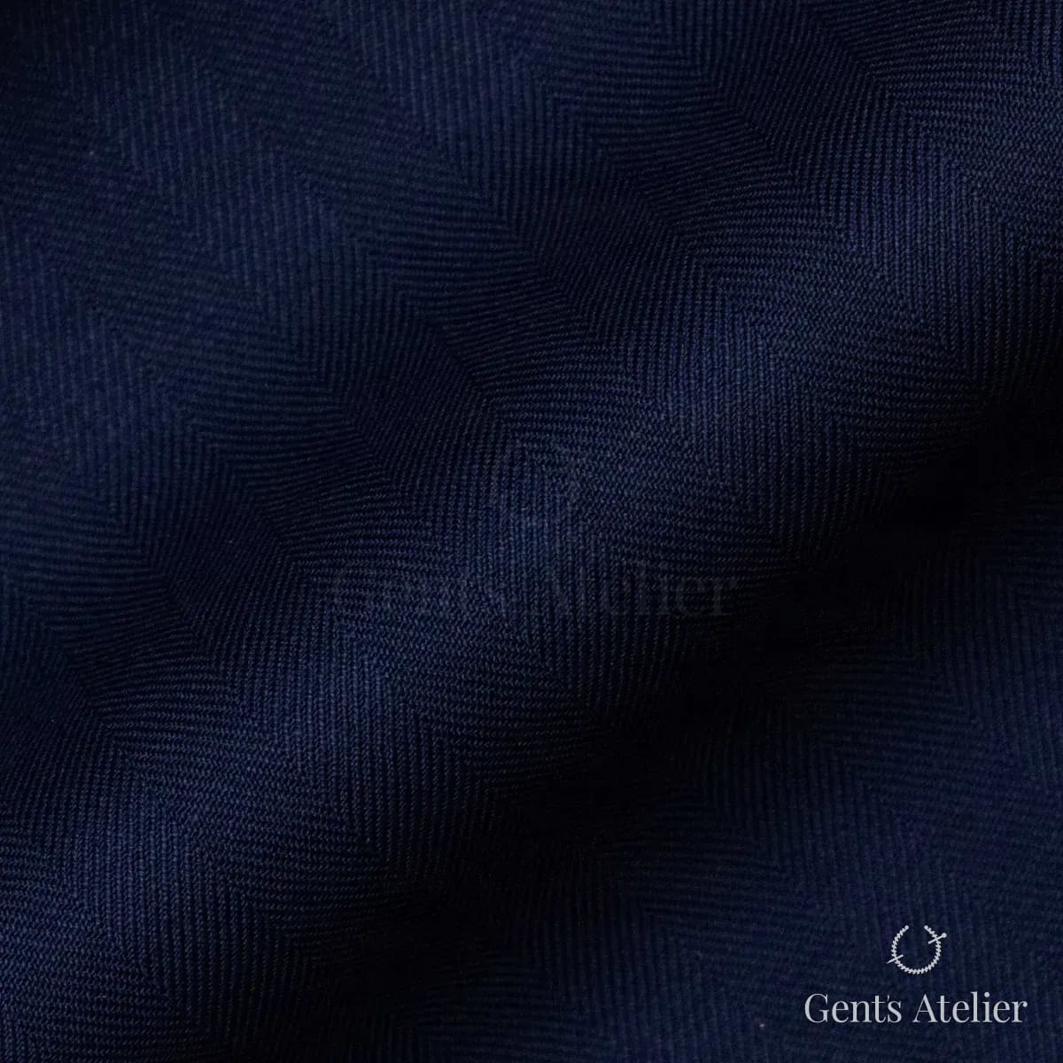 Драпировка ткани Tailor W21091075 крупным планом