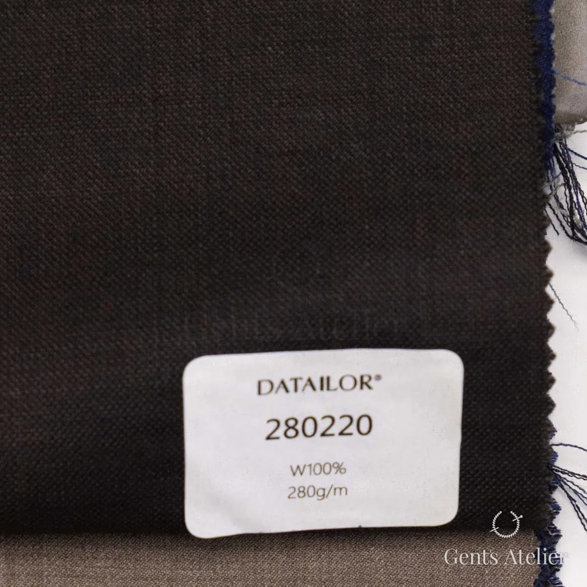 Образец ткани Tailor 280220 с этикеткой, тёмно-коричневый
