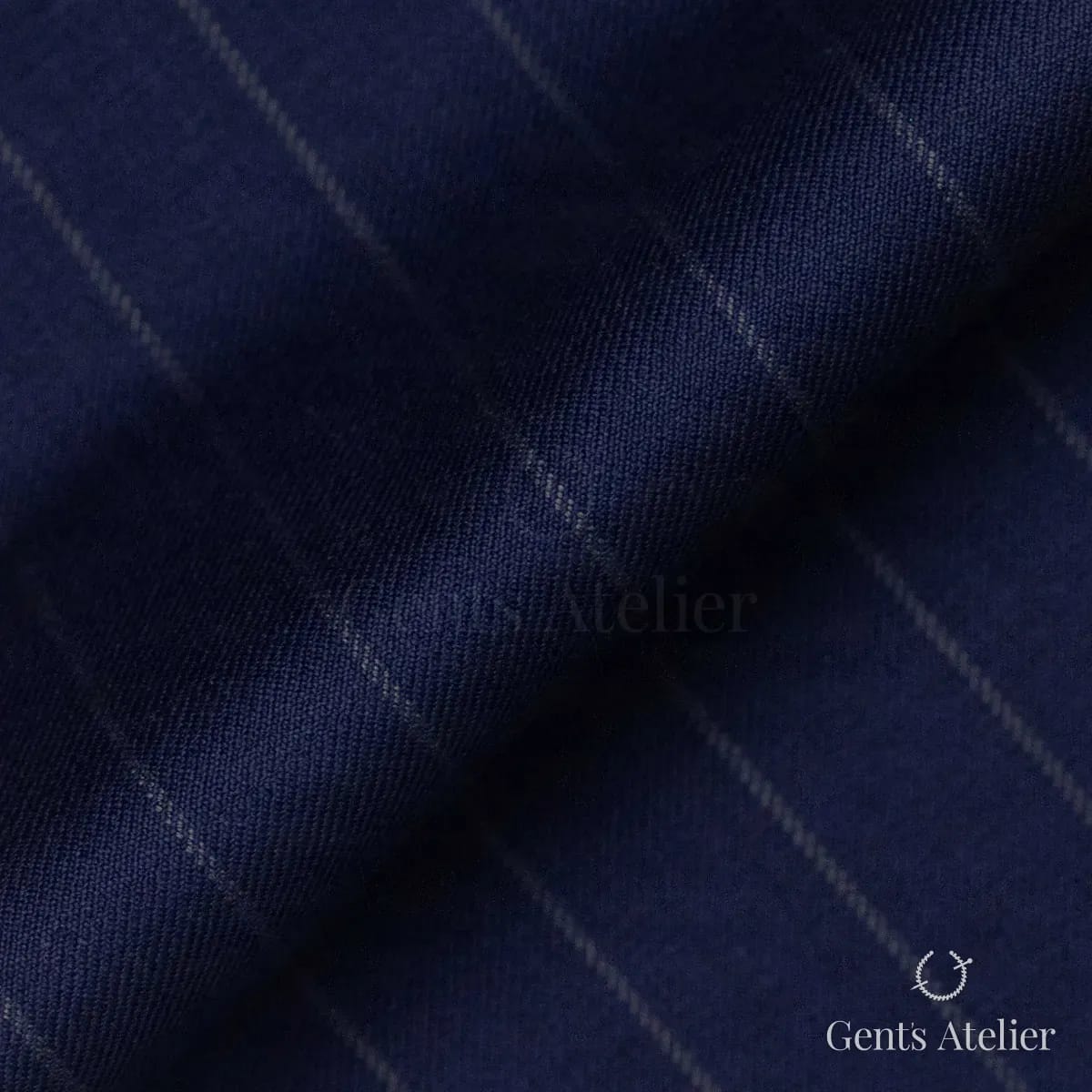 Драпировка ткани Tailor 280438 крупным планом