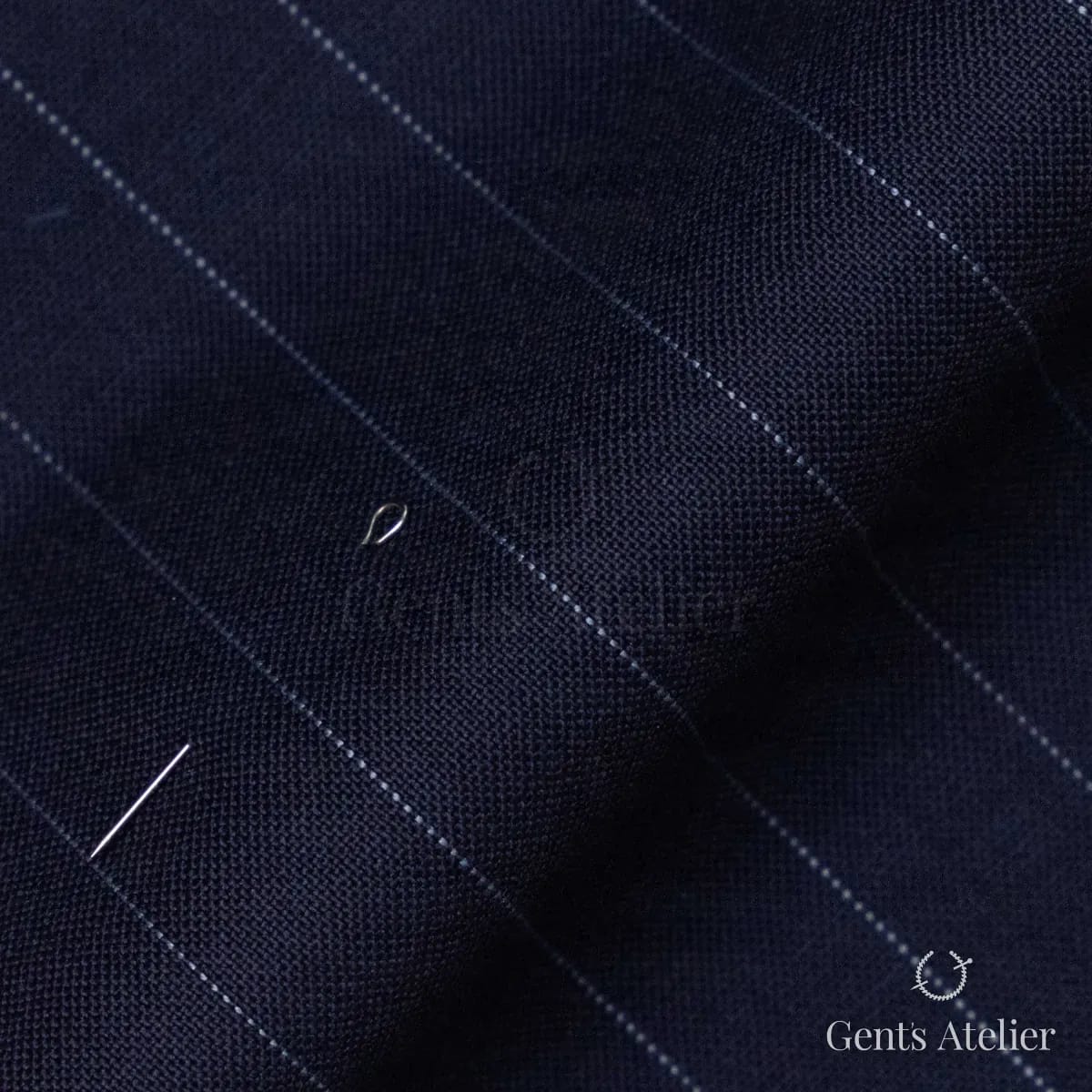 Драпировка ткани Tailor 280931 крупным планом