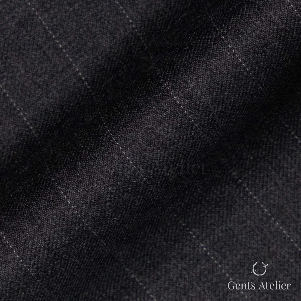 Драпировка ткани Tailor 10005.051-6 крупным планом