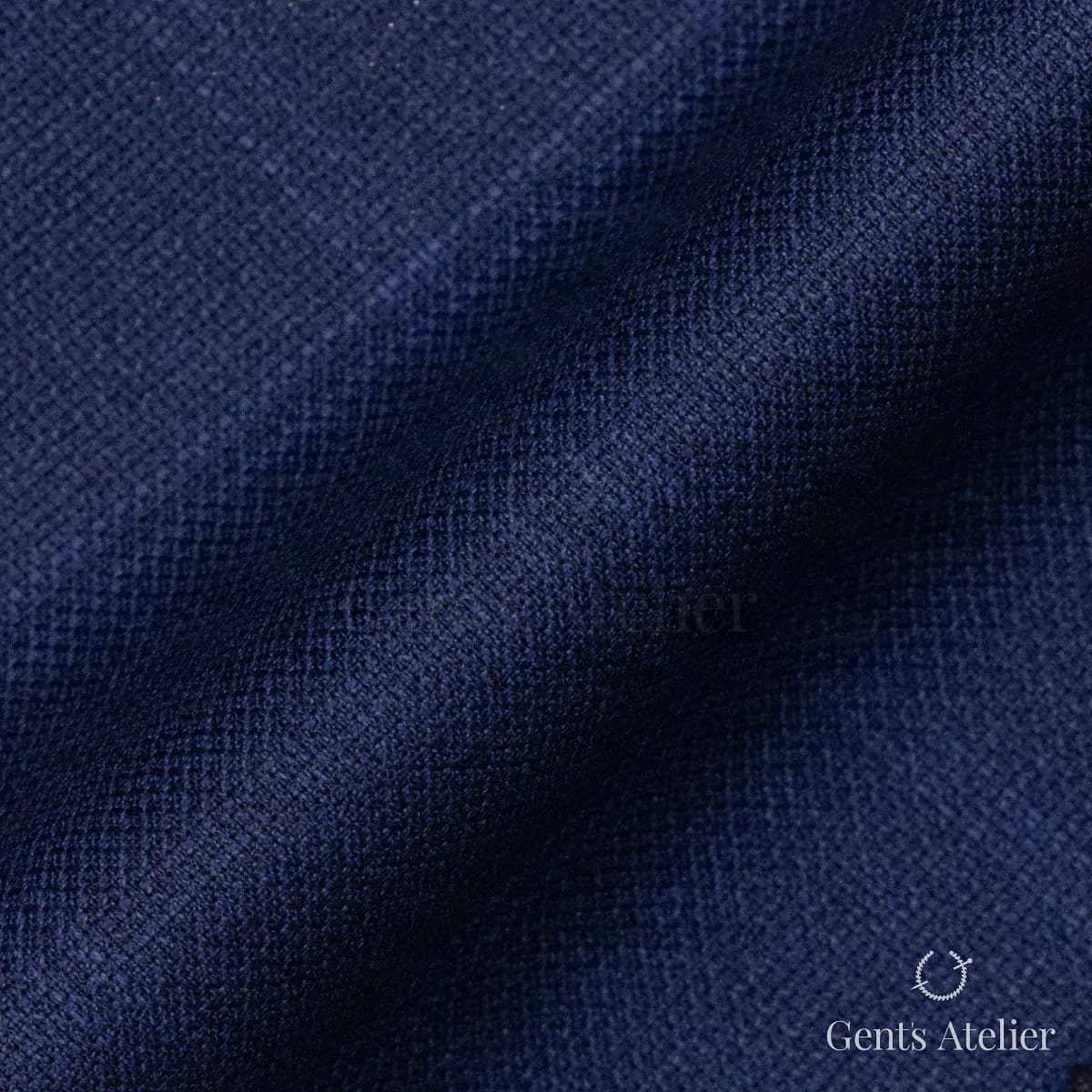 Драпировка ткани Tailor 10126.141-1 крупным планом