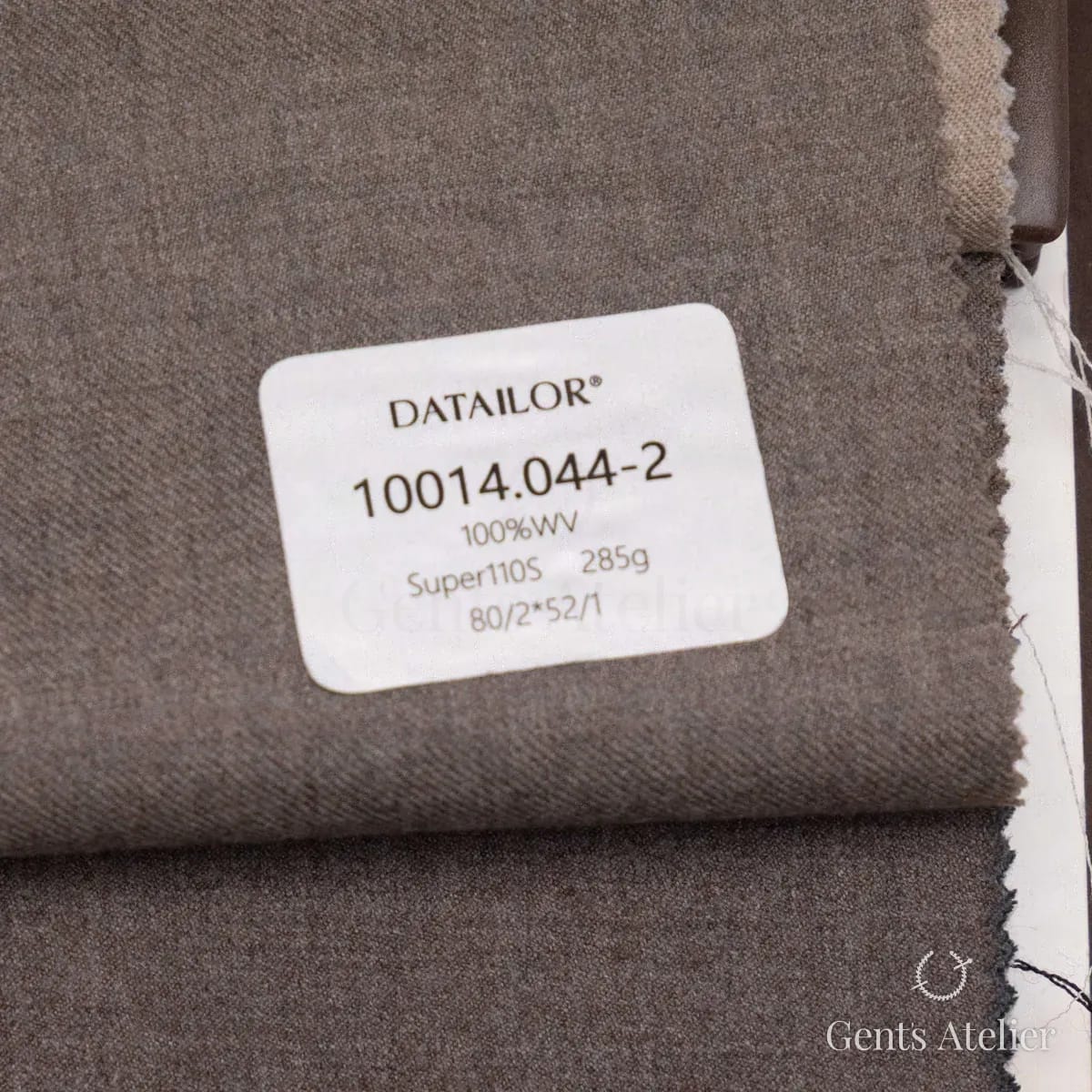 Образец ткани Tailor 10014.044-2 с этикеткой, тёмно-серый