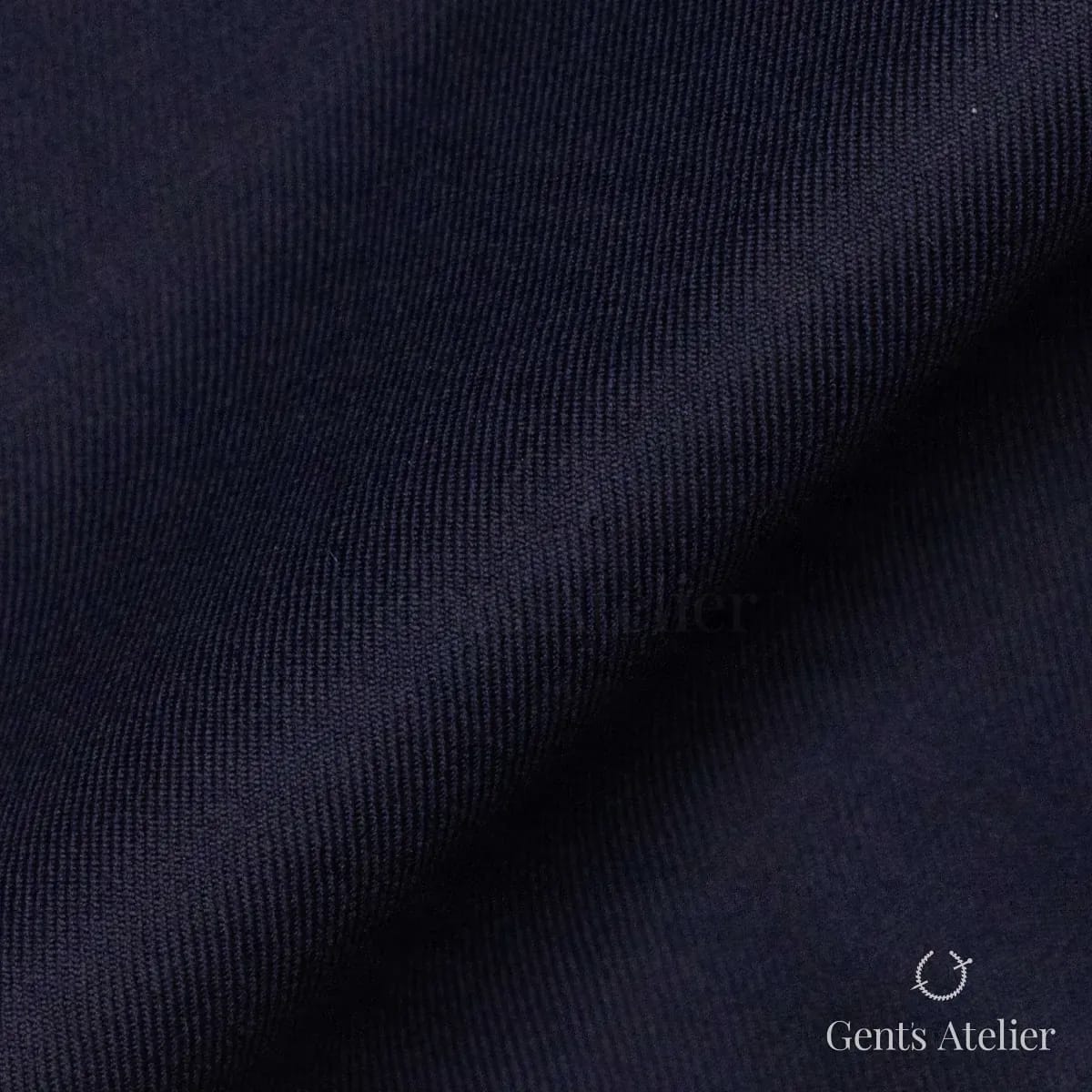Драпировка ткани Tailor 10127.004-13 крупным планом