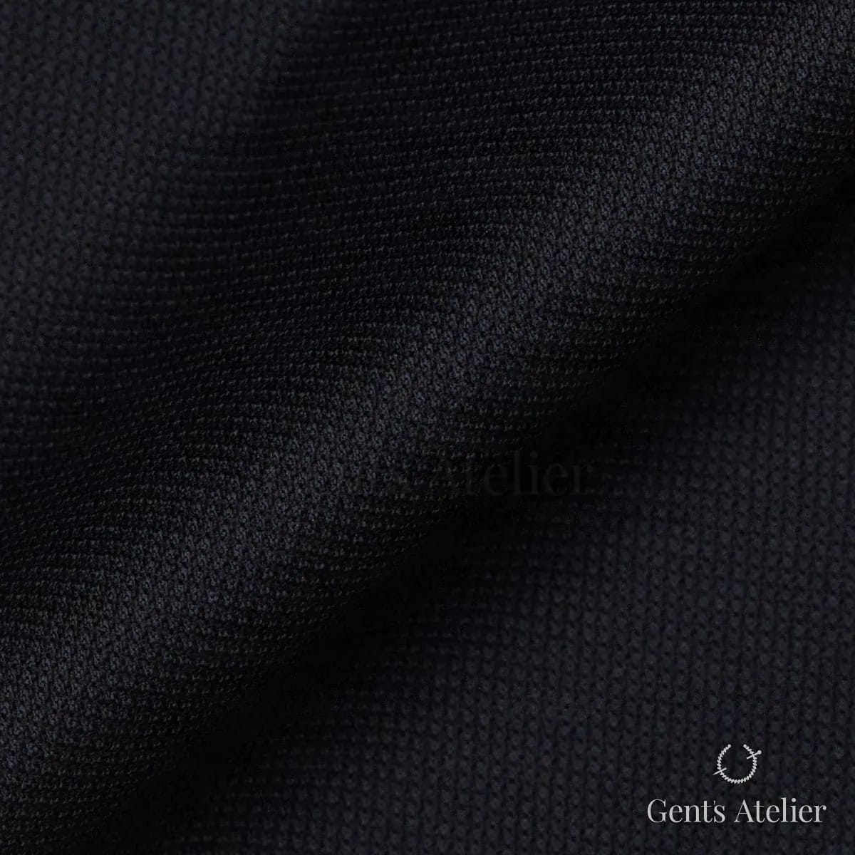 Драпировка ткани Tailor 10147.001-15 крупным планом