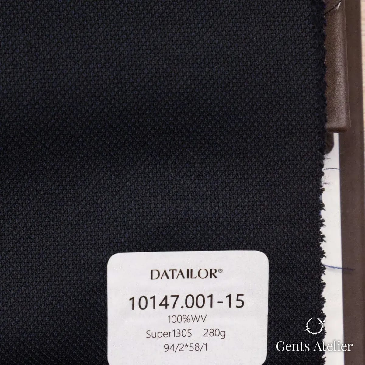 Образец ткани Tailor 10147.001-15 с этикеткой, тёмно-синий