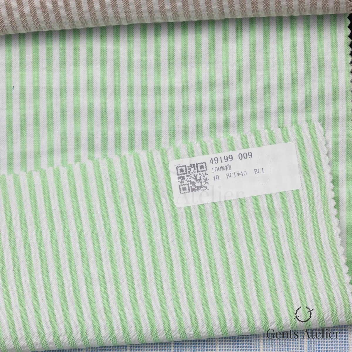 Образец ткани James Fabric 49199 009 с этикеткой, белый