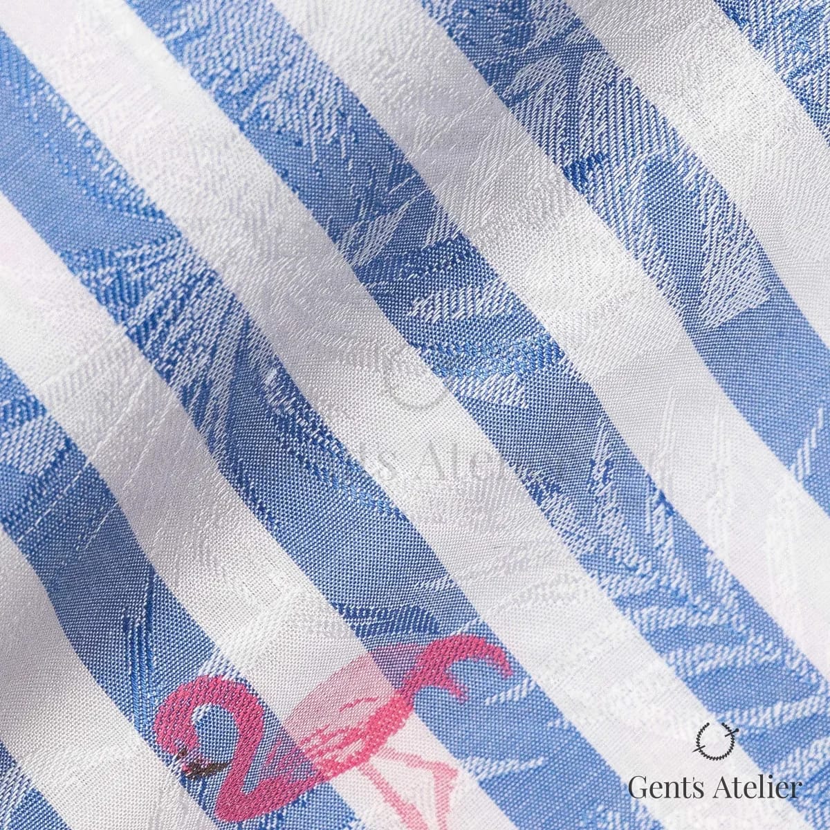 Драпировка ткани James Fabric 76250 002 крупным планом