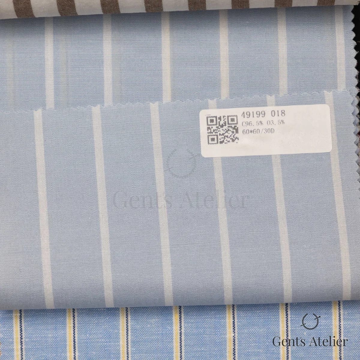 Образец ткани James Fabric 49199 018 с этикеткой, голубой