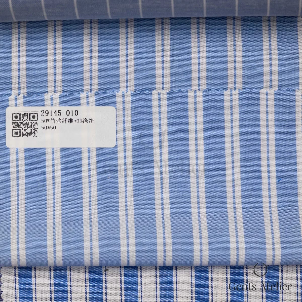Образец ткани James Fabric 29145 010 с этикеткой, голубой