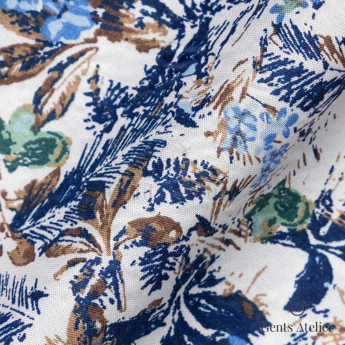 Драпировка ткани James Fabric 68235 004 крупным планом