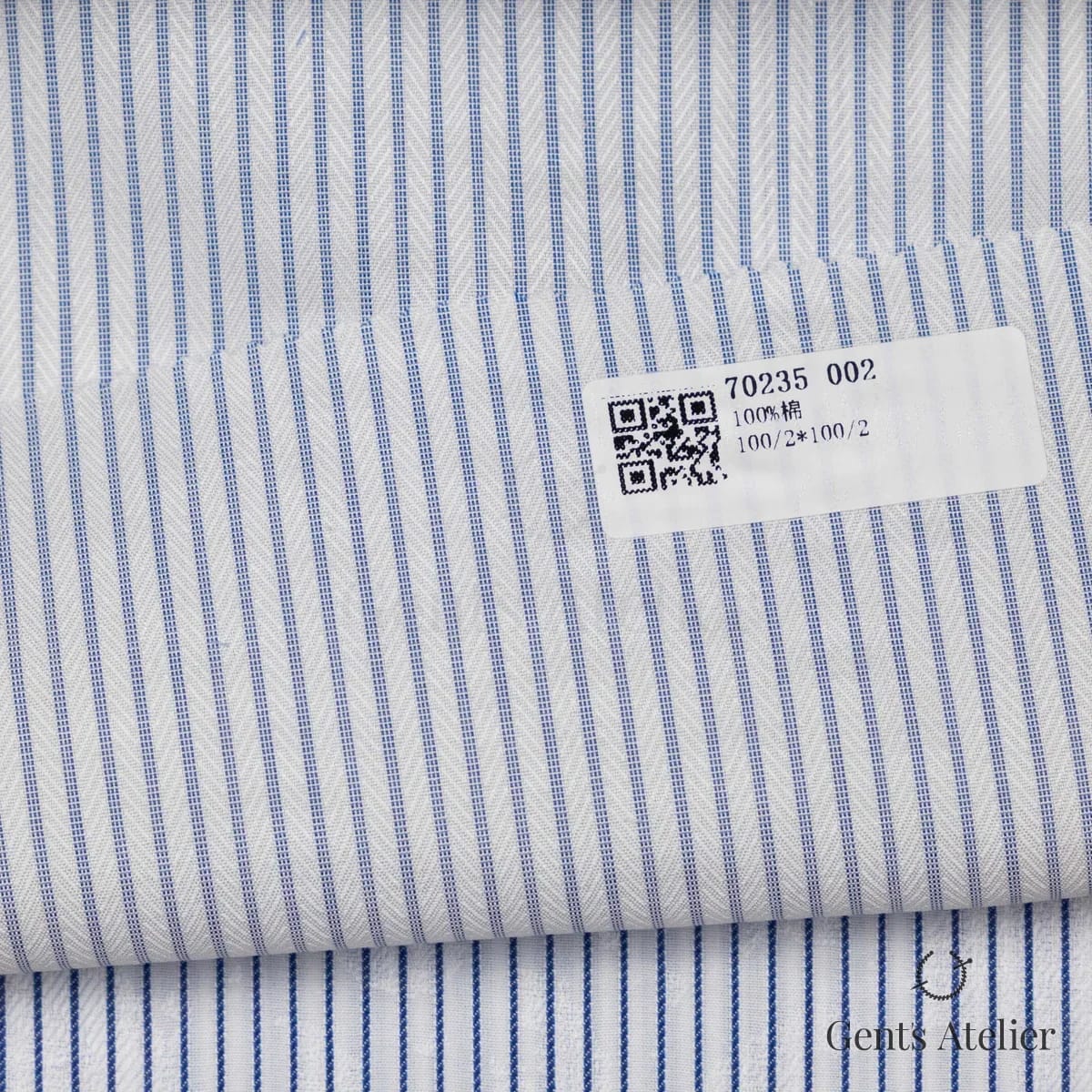 Образец ткани James Fabric 70235 002 с этикеткой, белый