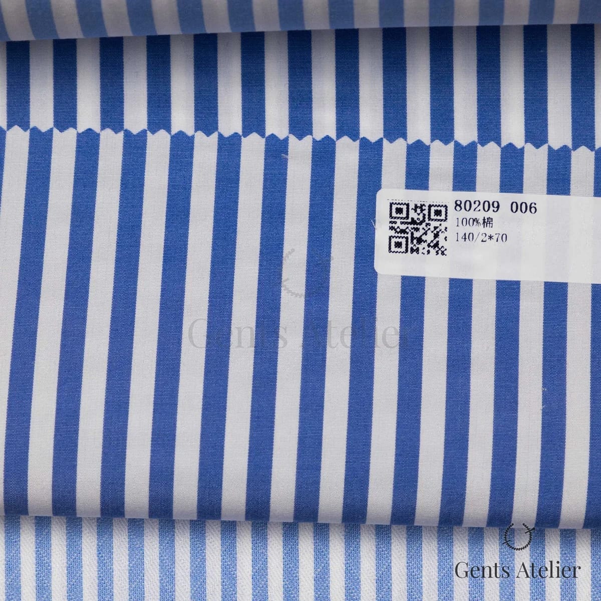 Образец ткани James Fabric 80209 006 с этикеткой, белый