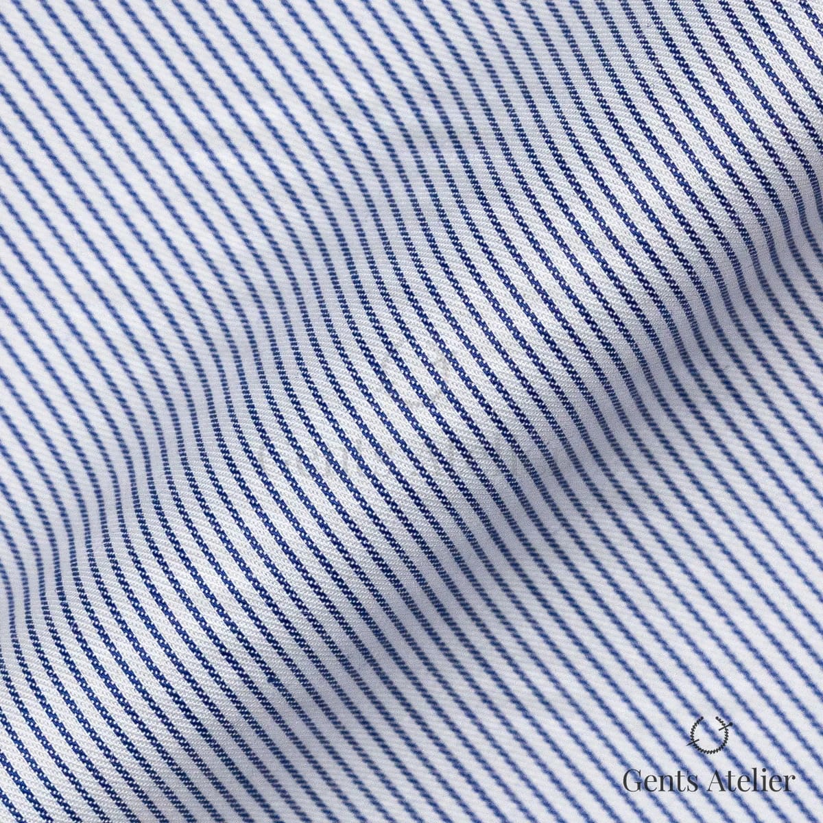 Драпировка ткани James Fabric 33147 002 крупным планом