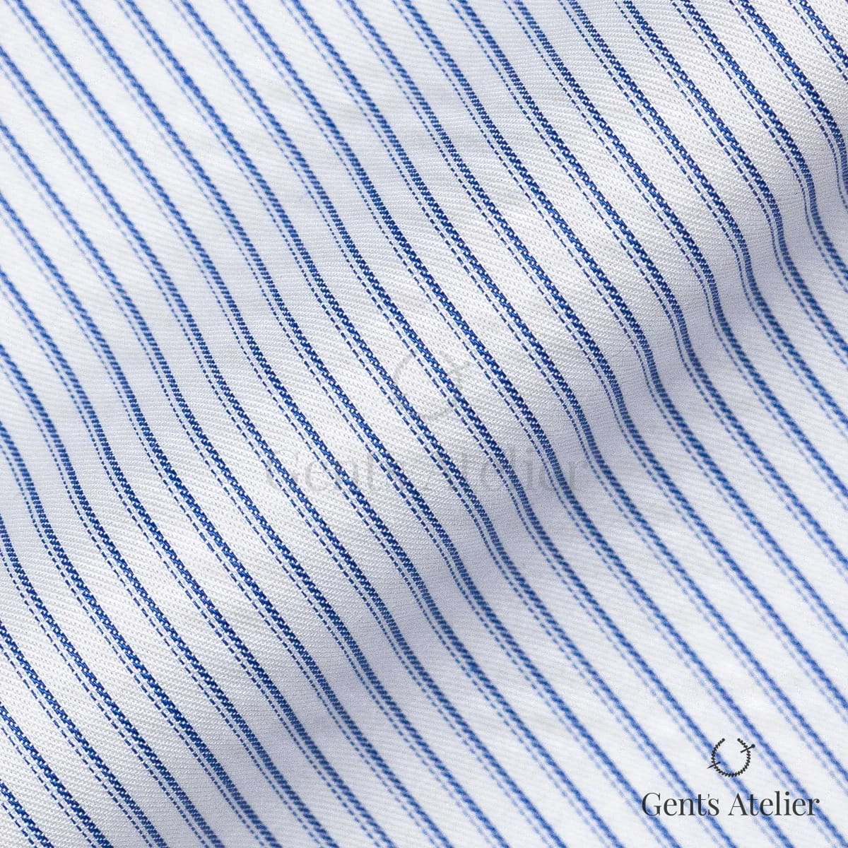 Драпировка ткани James Fabric 33147 004 крупным планом