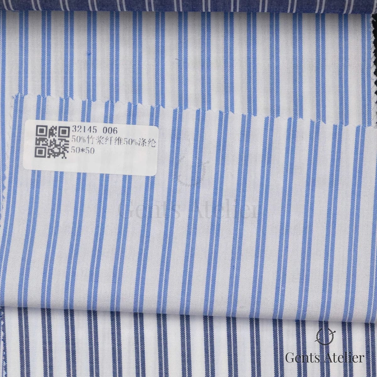Образец ткани James Fabric 32145 006 с этикеткой, белый