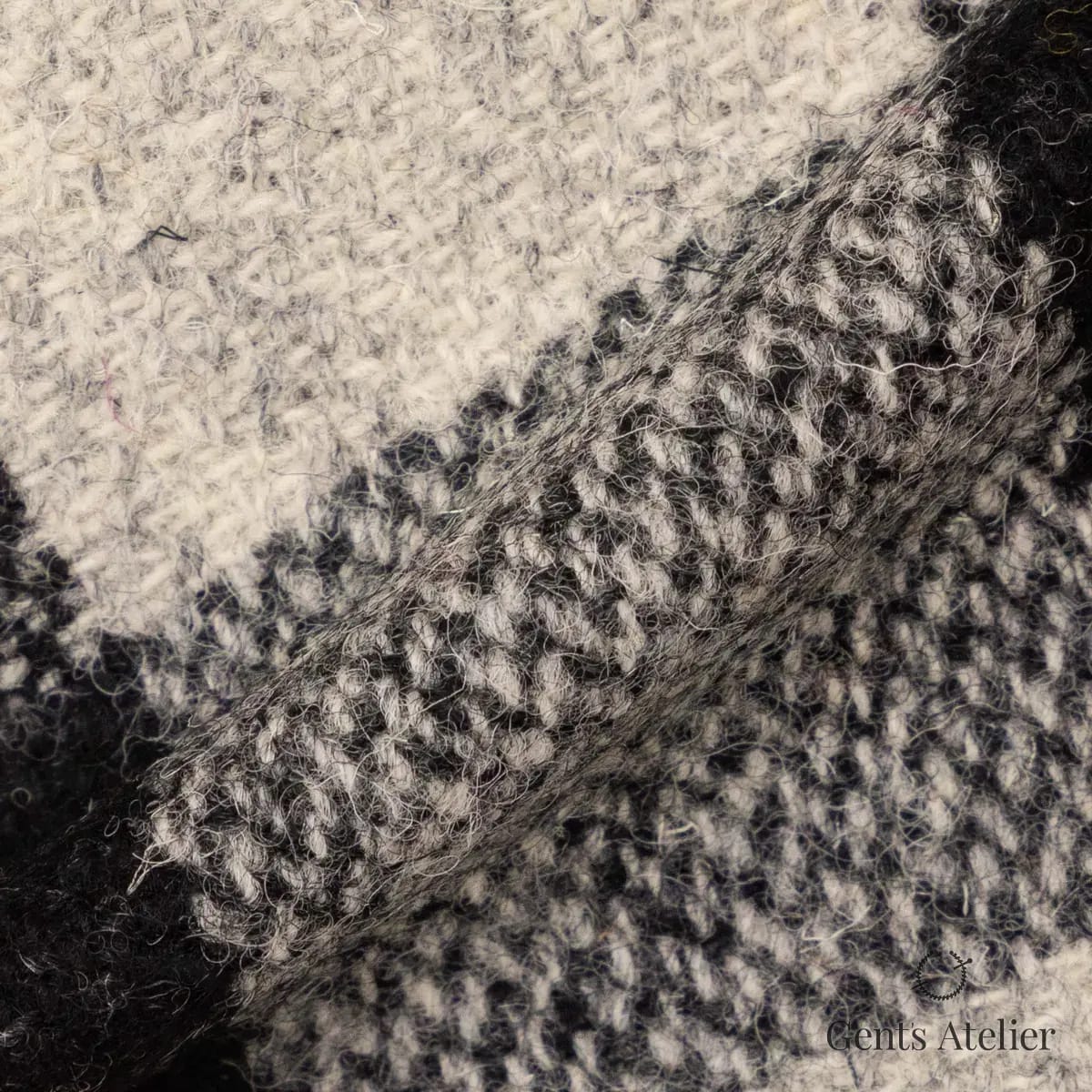 Драпировка ткани Harris Tweed LB003836 крупным планом