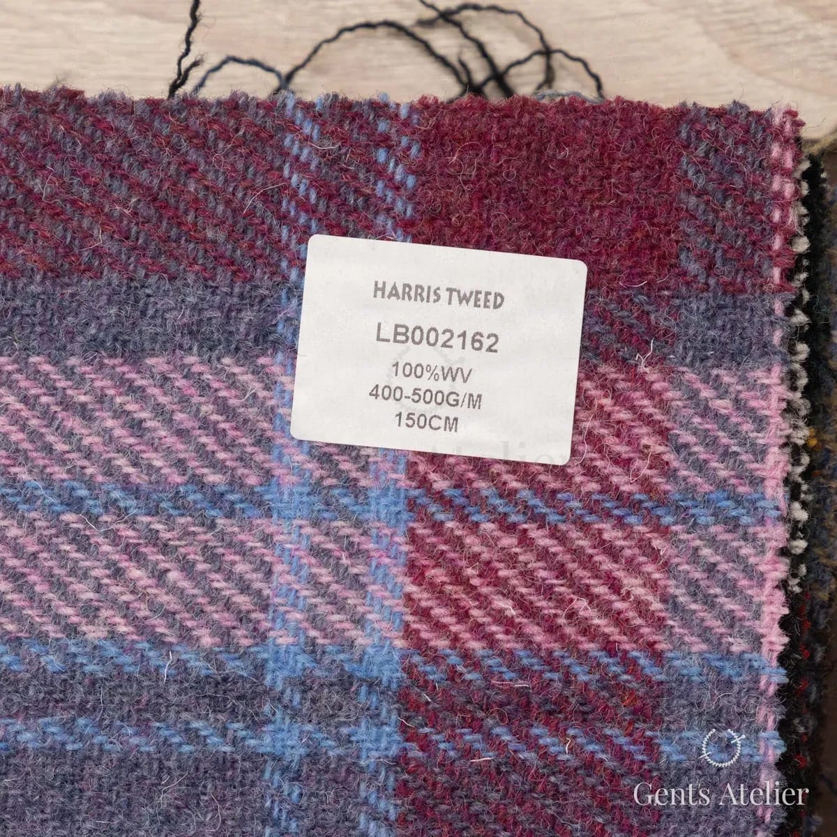 Образец ткани Harris Tweed LB002162 с этикеткой, бордовый