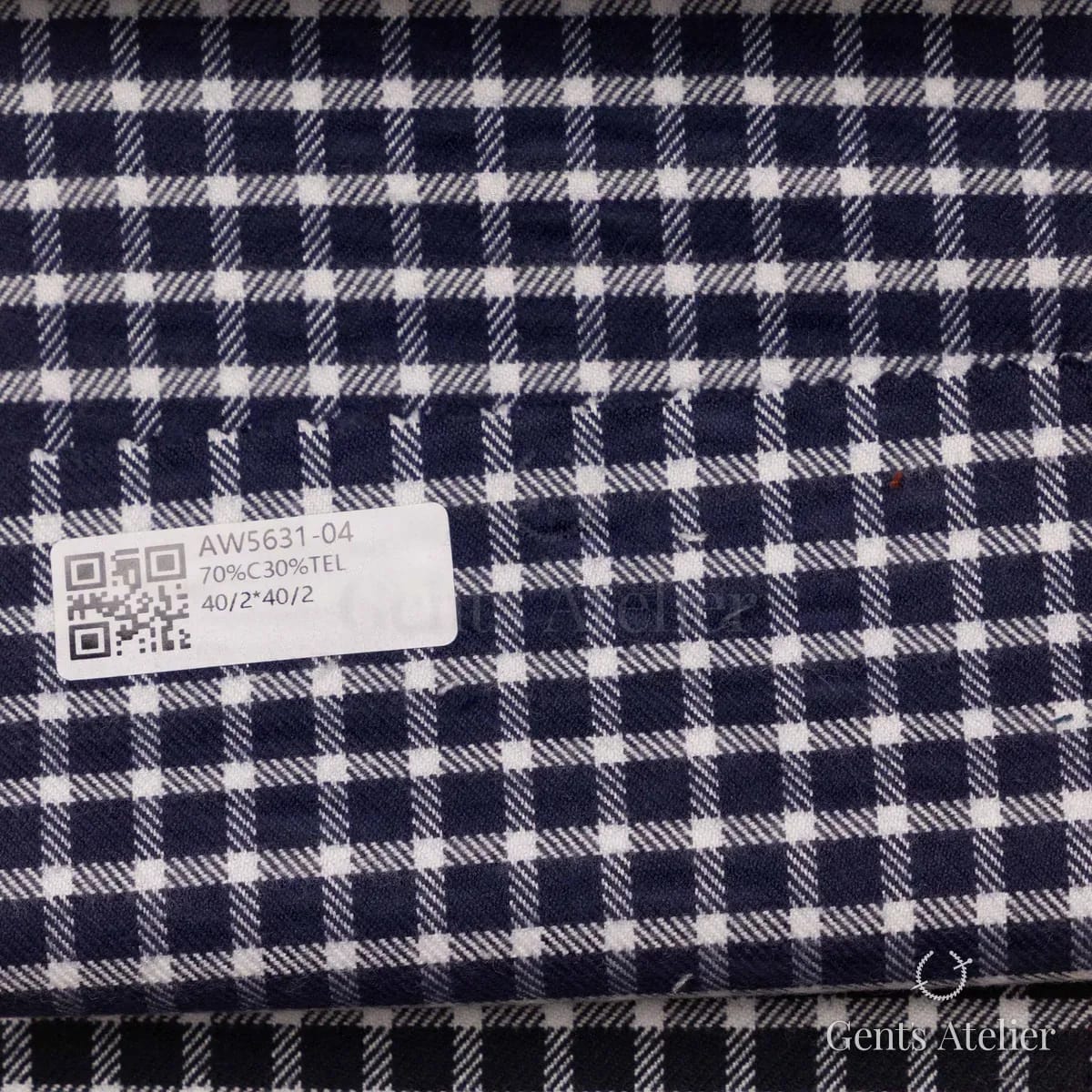 Образец ткани James Fabric AW5631-04 с этикеткой, тёмно-синий