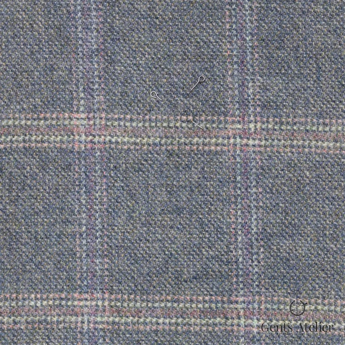 Костюм из Marton Mills CGE133 — серый, 100% шерсть