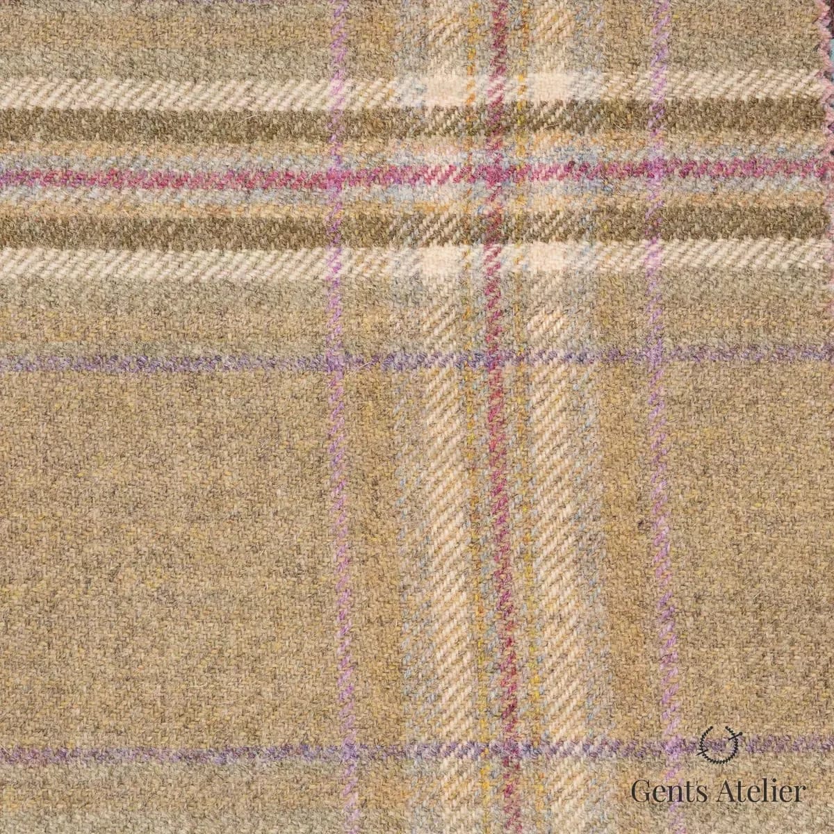 Костюм из Marton Mills CGE207 — бежевый, 100% шерсть