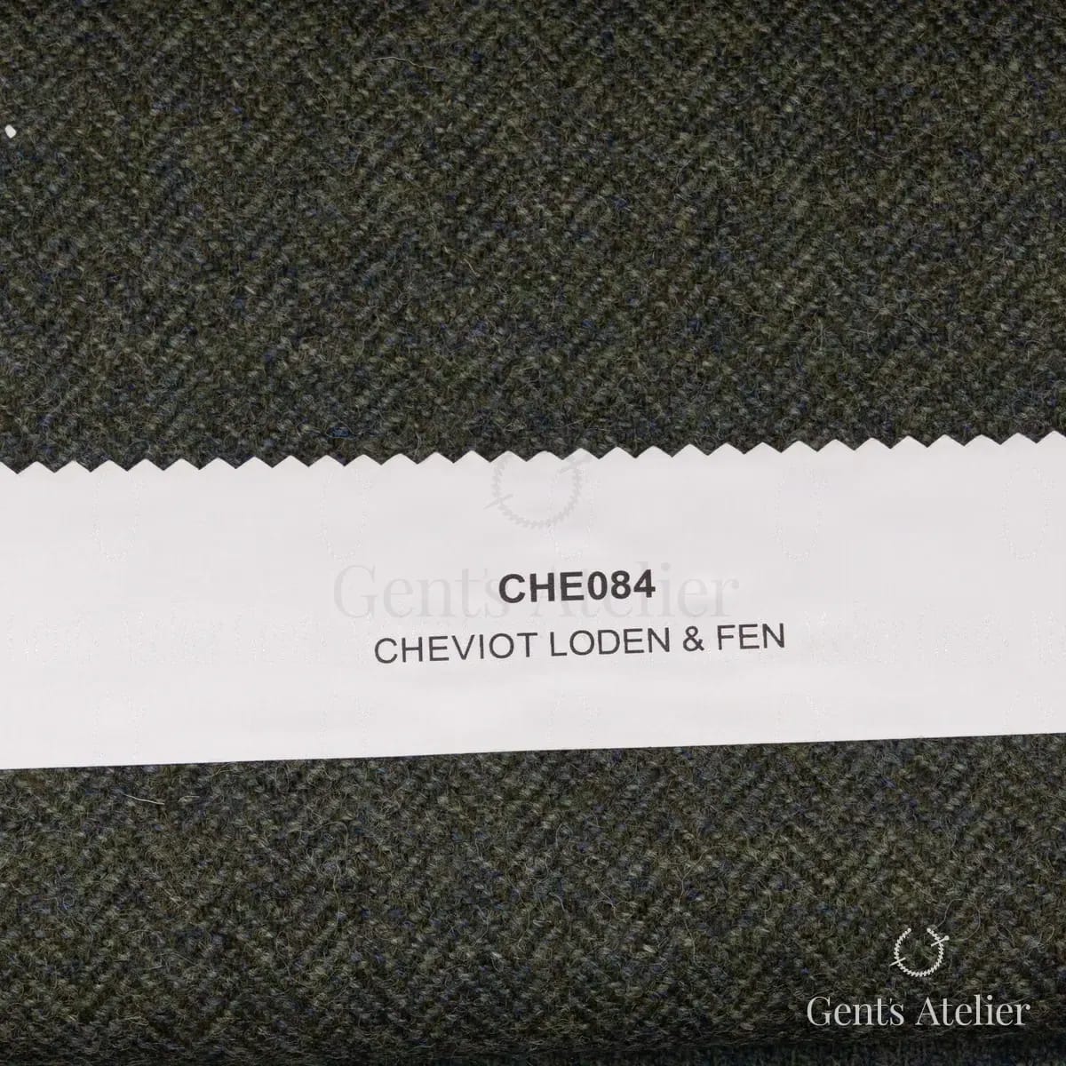 Образец ткани Marton Mills CHE084 с этикеткой, тёмно-зелёный