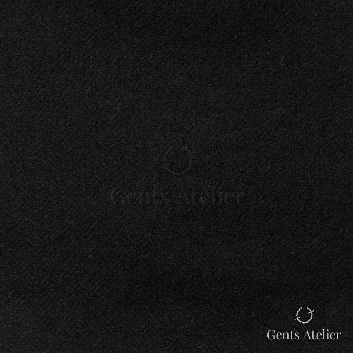 Костюм из Marton Mills CHE107 — чёрный, 100% шерсть