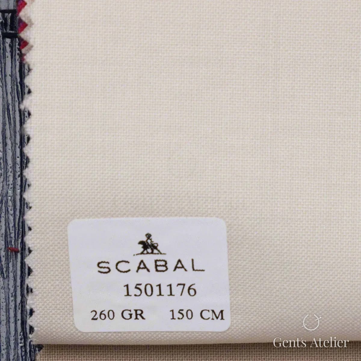 Образец ткани Scabal 1501176 с этикеткой, кремовый / светлый бежево-молочный