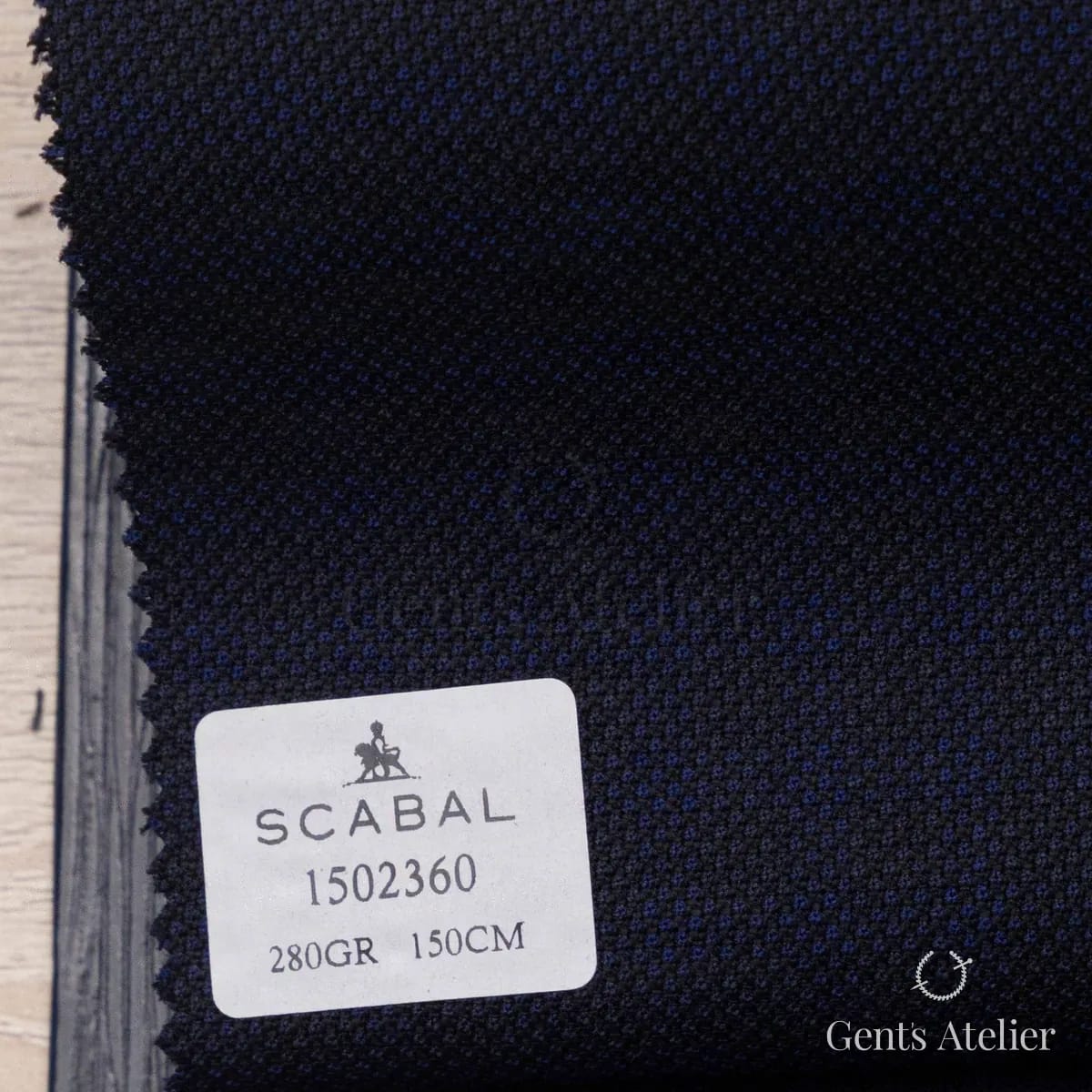 Образец ткани Scabal 1502360 с этикеткой, тёмно-синий