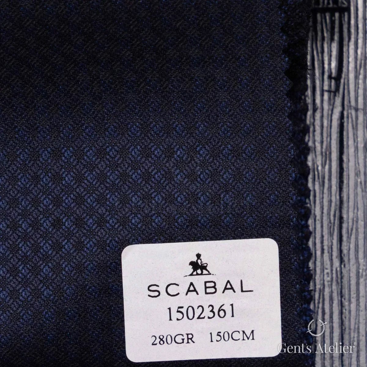 Образец ткани Scabal 1502361 с этикеткой, тёмно-синий