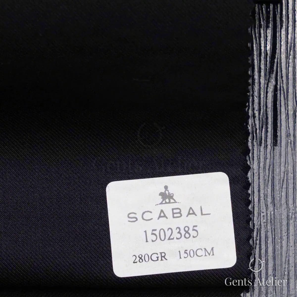 Образец ткани Scabal 1502385 с этикеткой, тёмно-синий