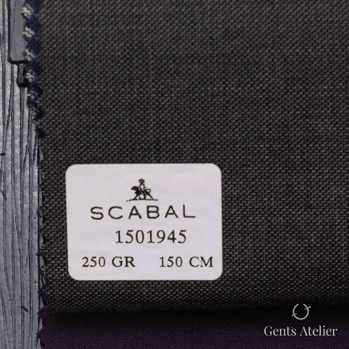 Образец ткани Scabal 1501945 с этикеткой, чёрный