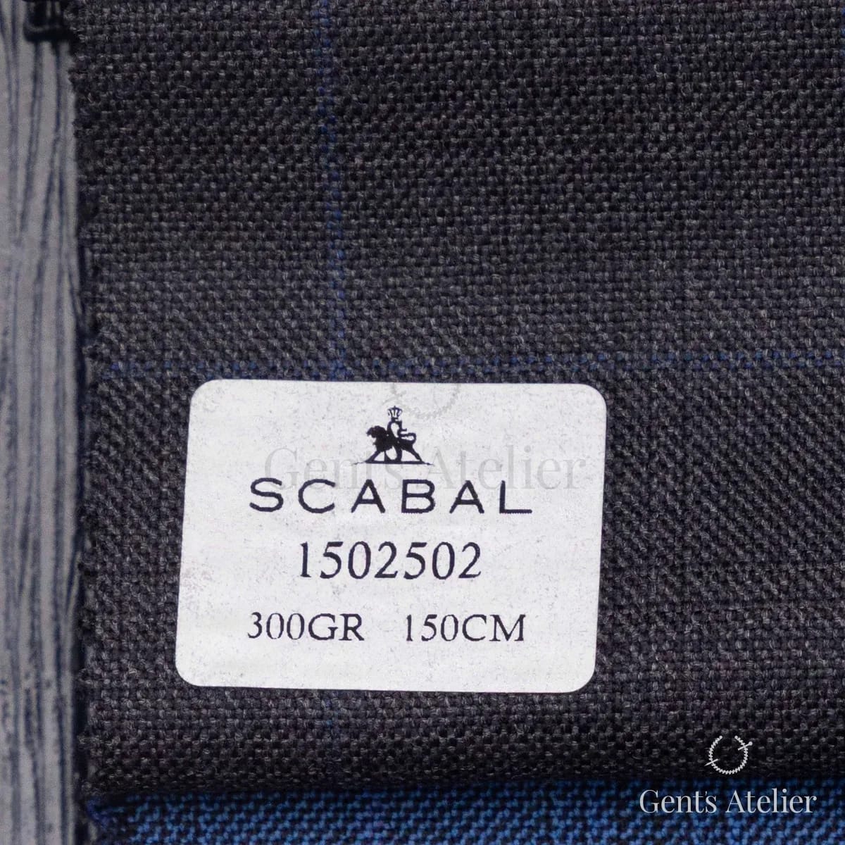 Образец ткани Scabal 1502502 с этикеткой, тёмно-синий с угольным оттенком