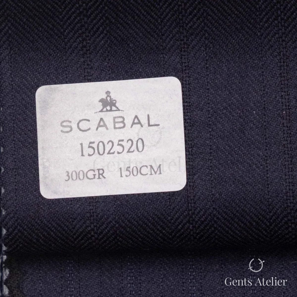 Образец ткани Scabal 1502520 с этикеткой, тёмно-синий