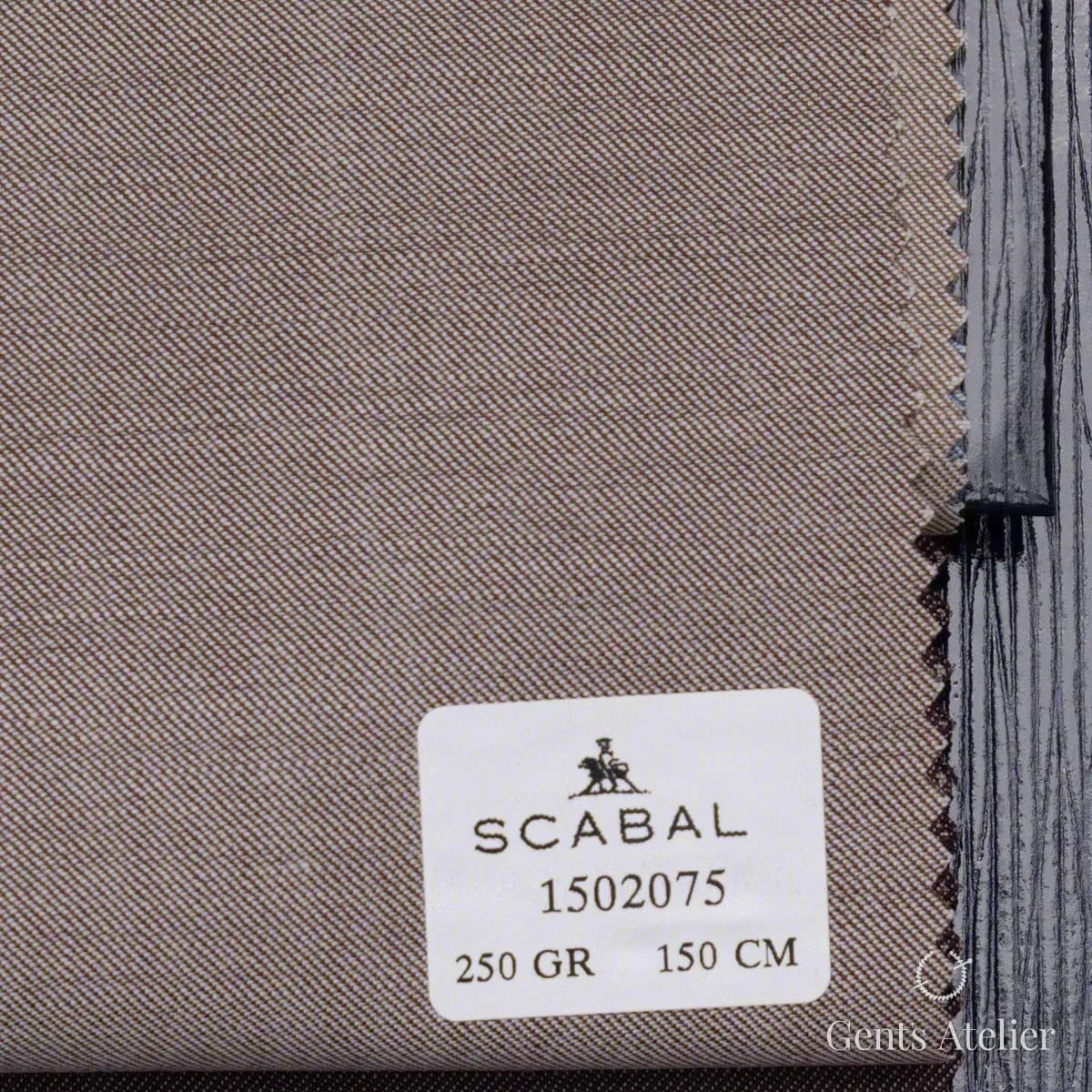 Образец ткани Scabal 1502075 с этикеткой, тёмно-каштановый (бордово-коричневый)